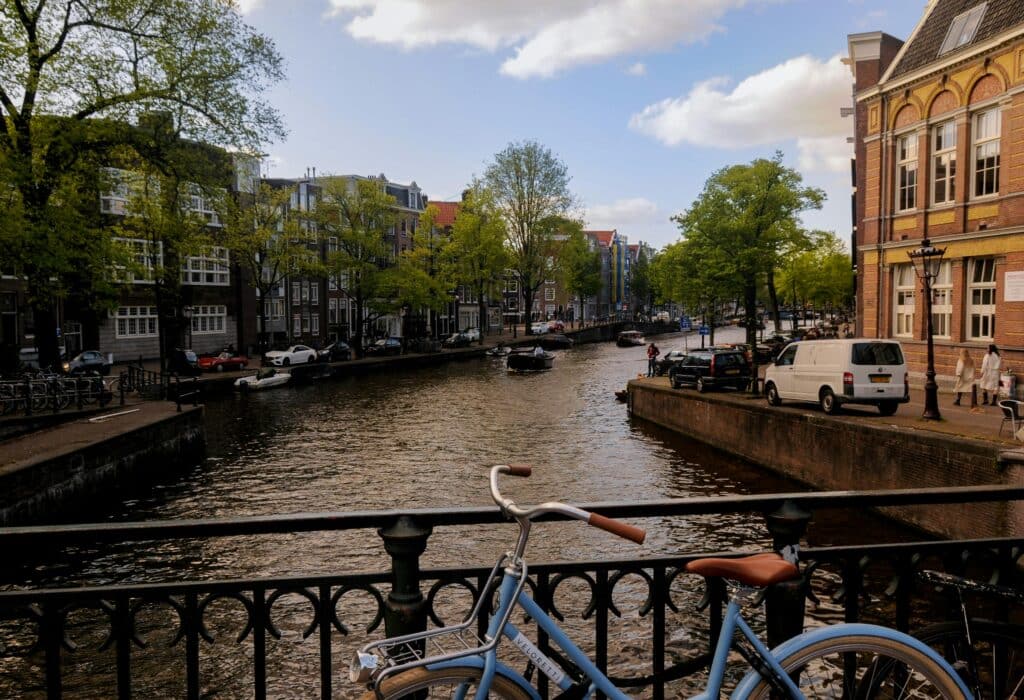 Op de fiets hebt je te maken met snelheid en versnelling